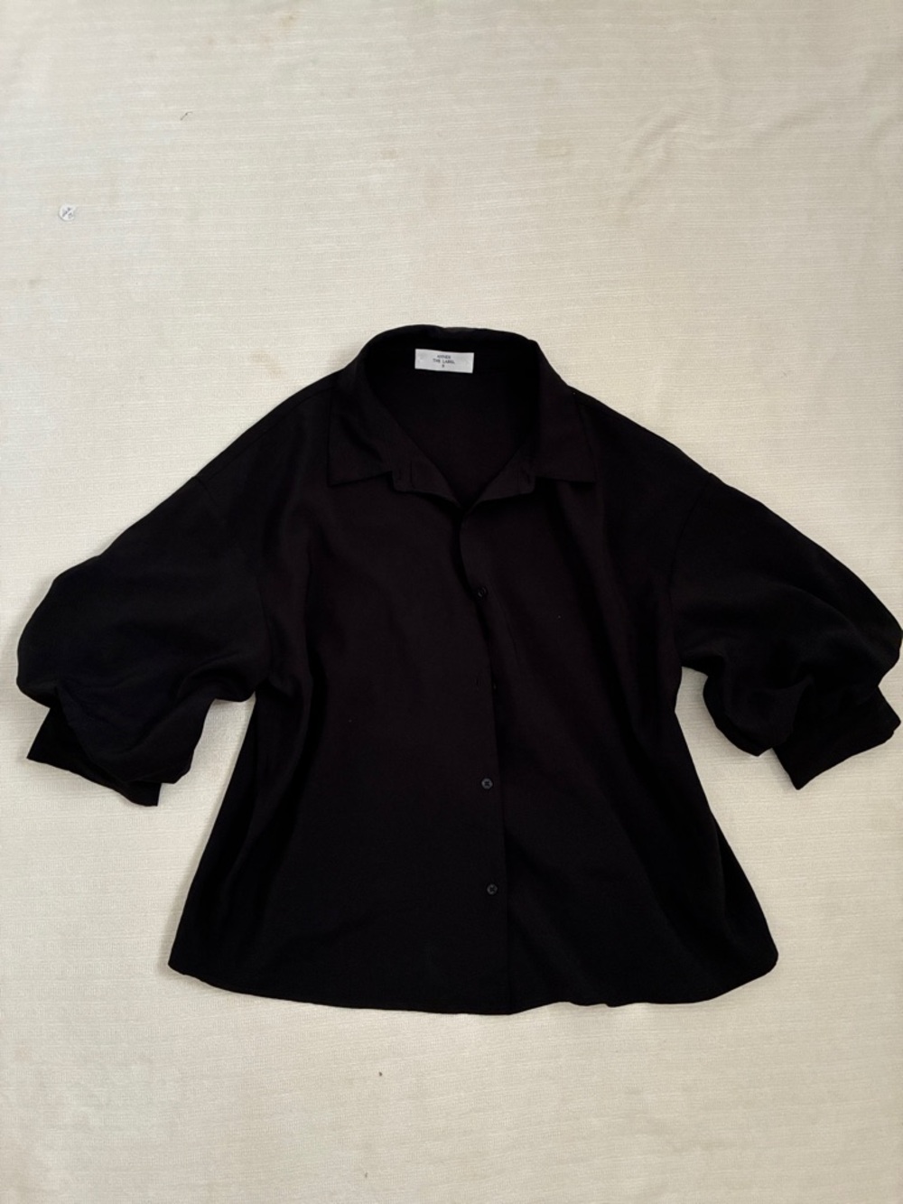 2.7 AUGUST APPAREL Annex The Label oversized crop top